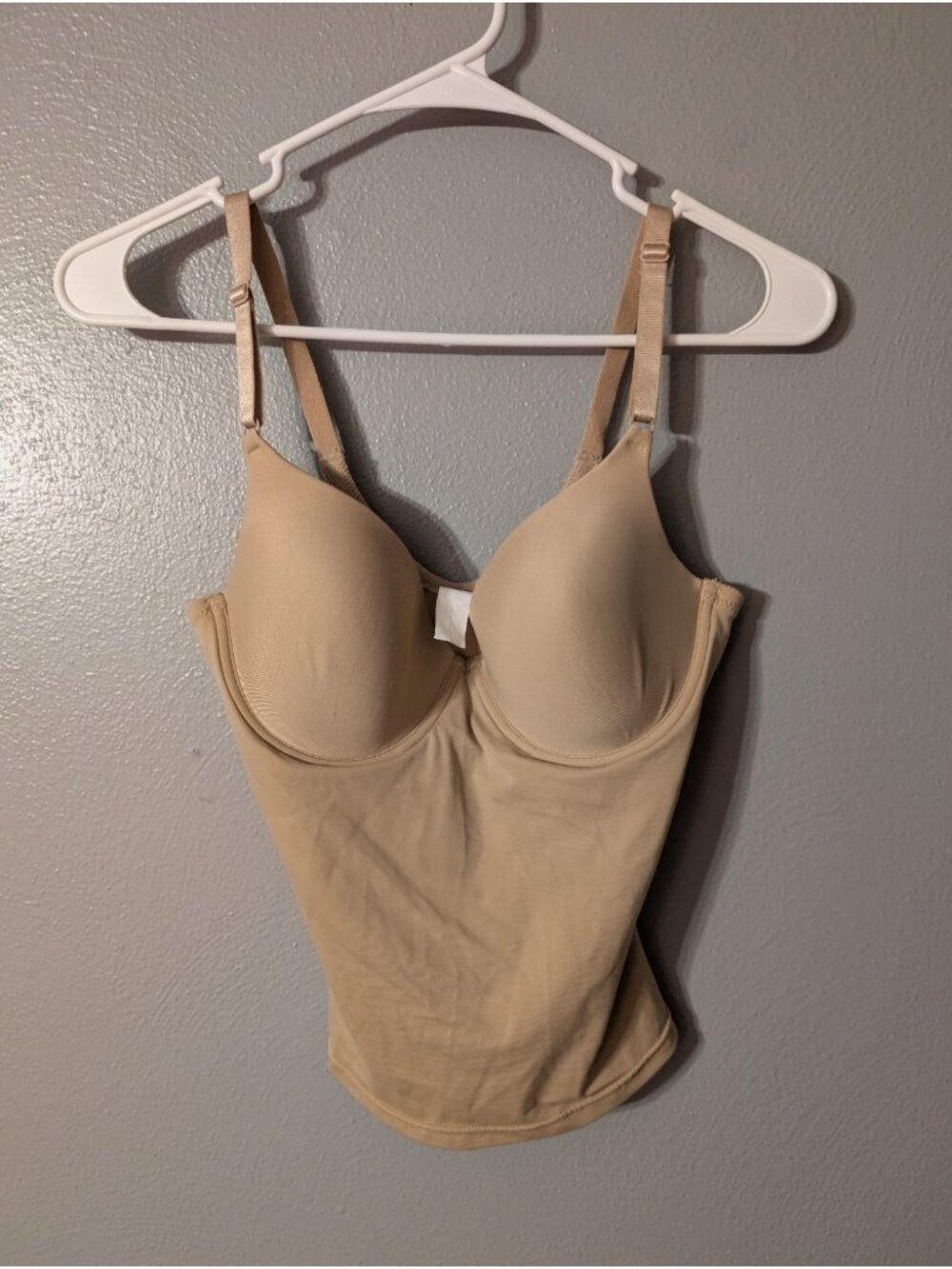 Flexees Maidenform Womens 36C Nude Underwire Shapewear Cami Tank Top M77390